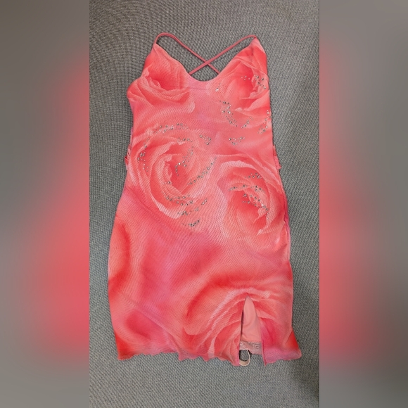 Oh Polly pink mini dress in size 4 - bnwt - Picture 1 of 2